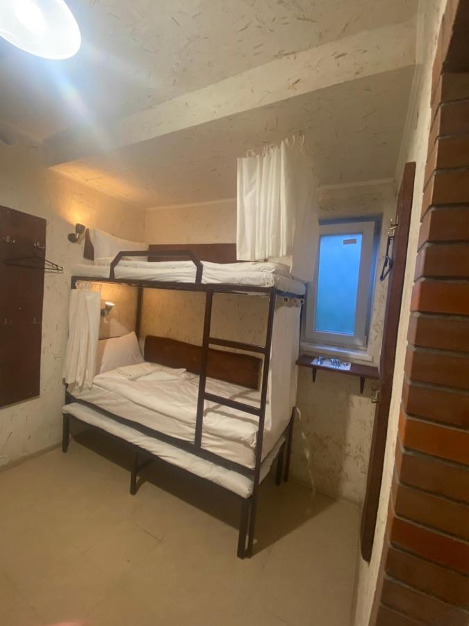 Hostel Danylo Halytskyi Lviv Luaran gambar